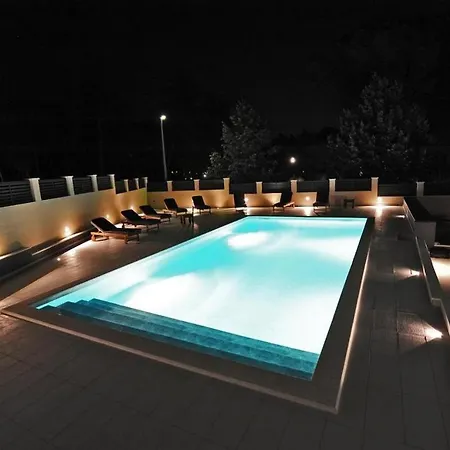 Luxury With A Swimming Pool - Diklo, - 22230 Villa Zadar