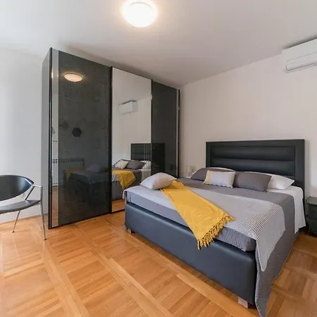 Luxury With A Swimming Pool - Diklo, - 22230 * Zadar