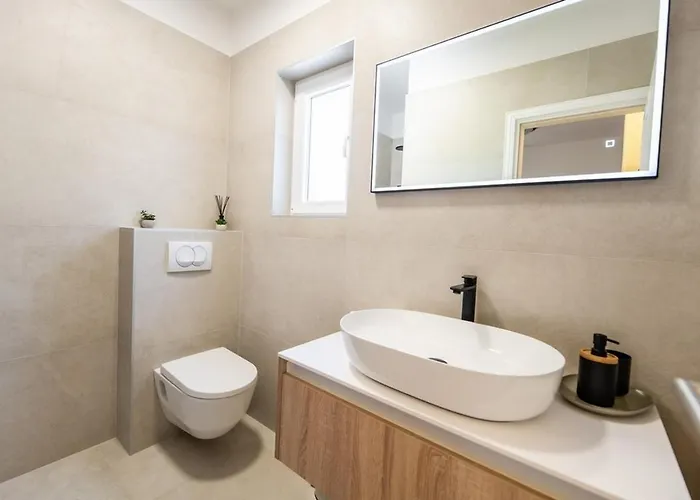 Luxury With A Swimming Pool - Diklo, - 22230